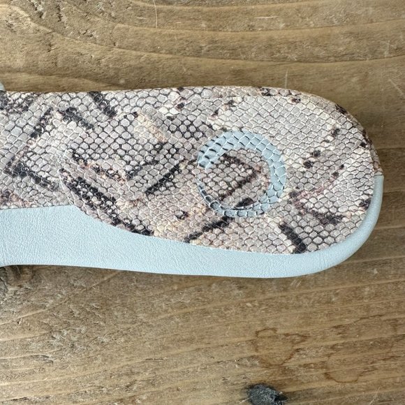 NIB Journee Collection‎ Snake Pattern Vegan Sandals - 8 - Picture 10 of 11